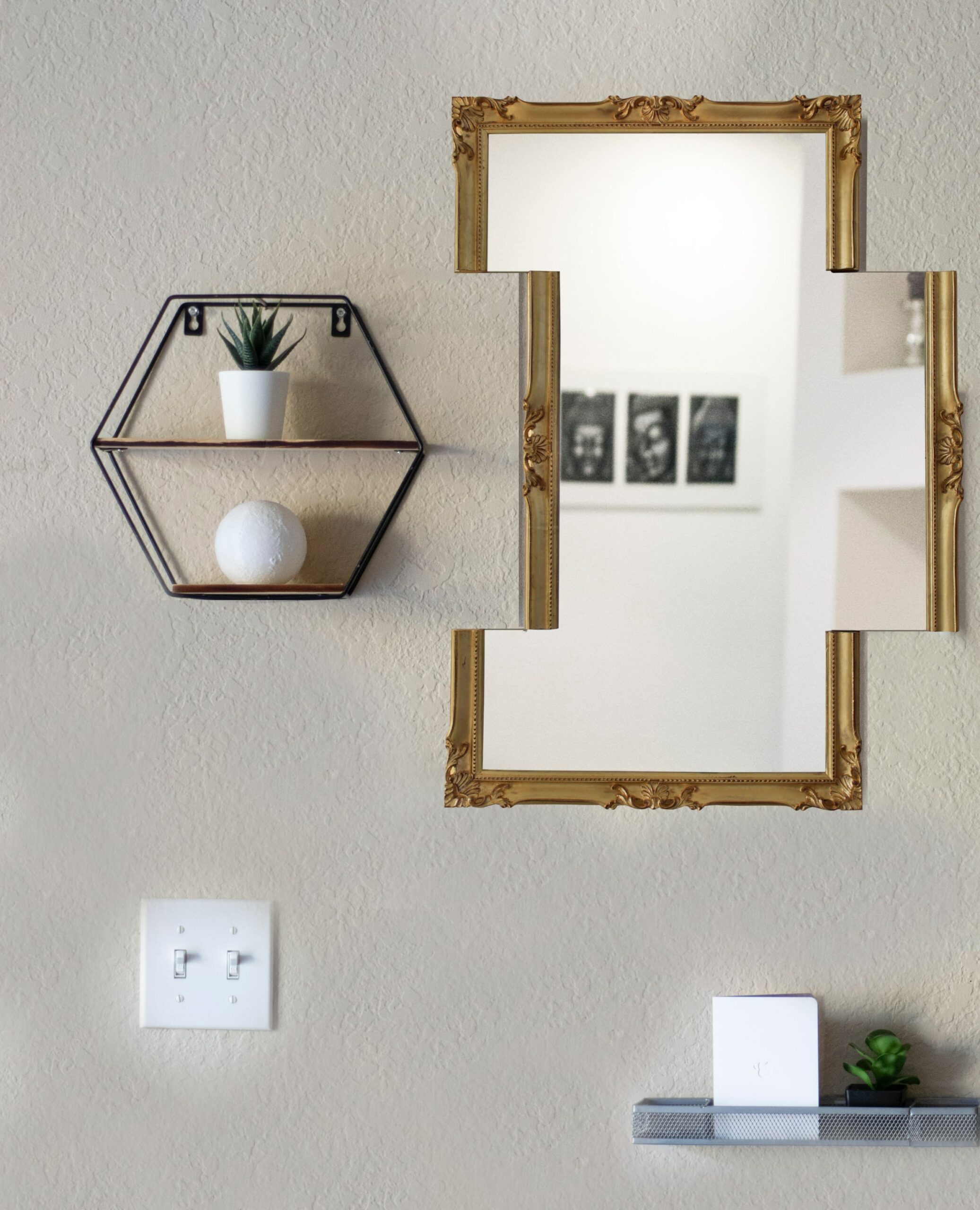 specchio-oro-di-design-da-parete-per-complemento-arredo-contract-ristoranti-e-hotel