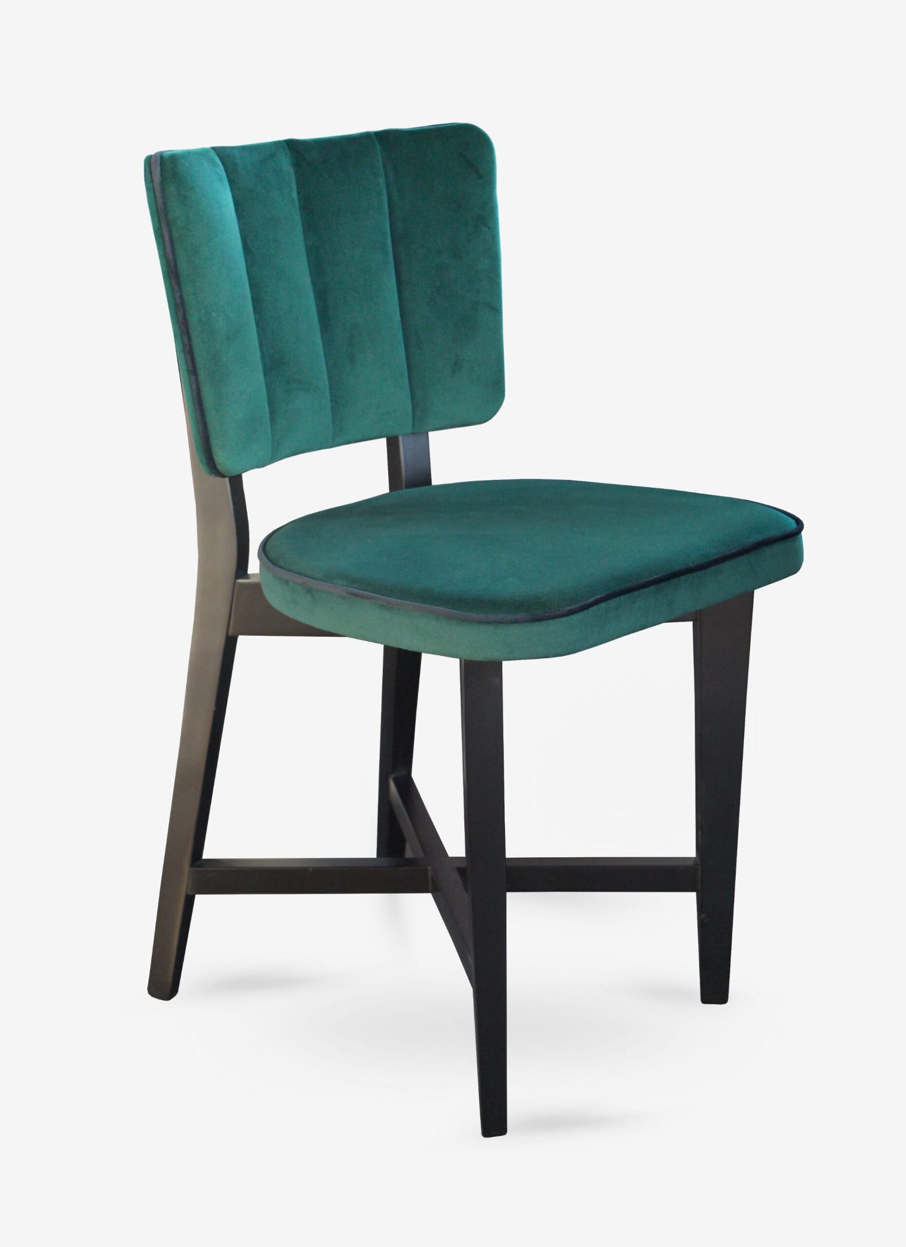 sedie-contract-per-ristoranti-bar-e-hotel-personalizzate-in-velluto-verde