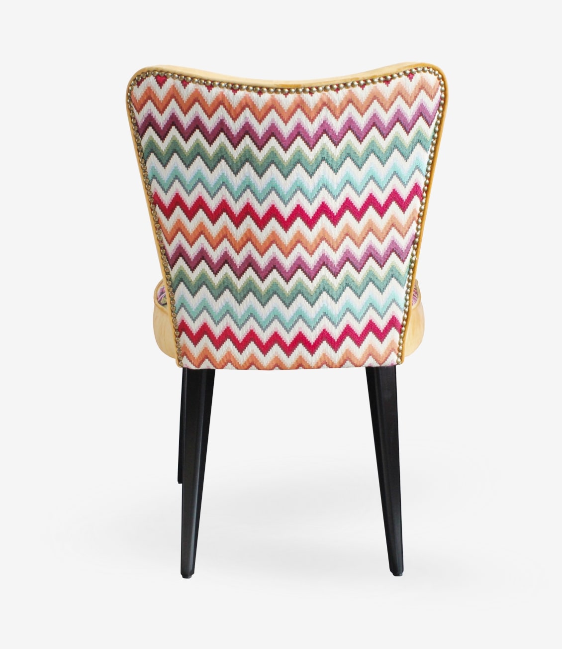poltroncina-in-velluto-giallo-frida-kahlo-per-arredi-ristoranti-bar-e-hotel-antea