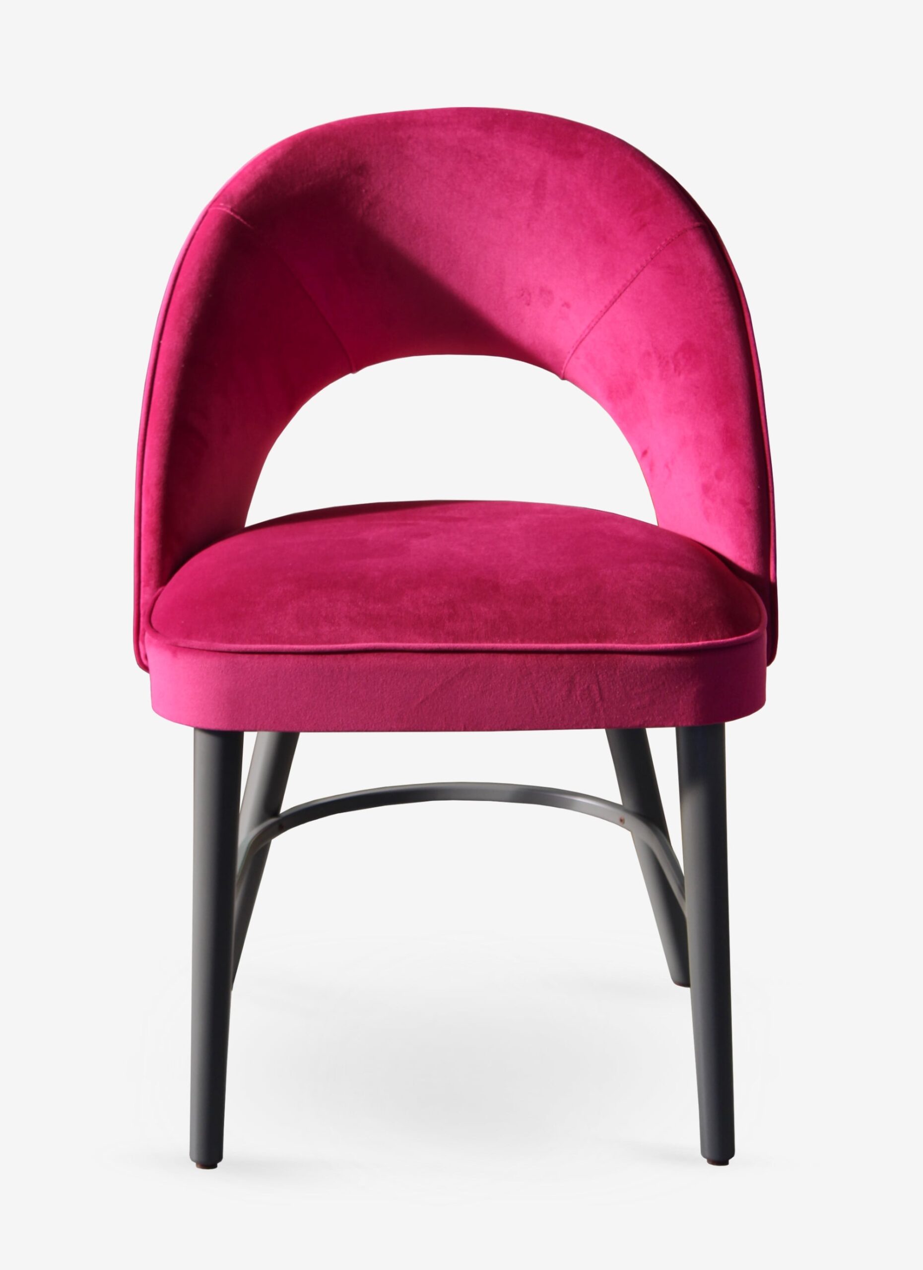 sedia in velluto fuxia per ristoranti hotel bar per arredamento contract